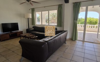 Beautiful and spacious Mediterranean villa with large terraces.